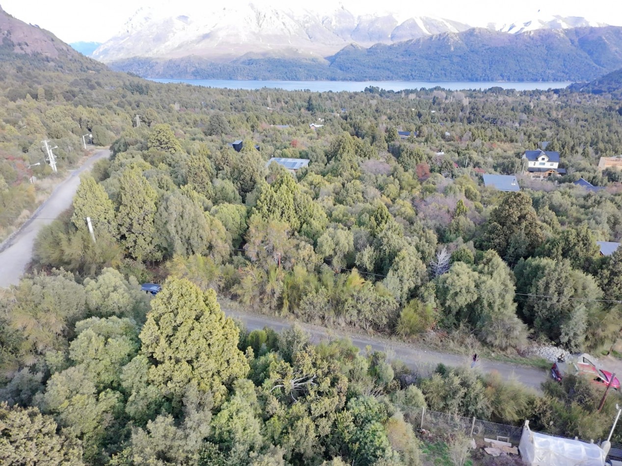 Terreno de 850 m² - Barrio Entrecerros, San Carlos de Bariloche