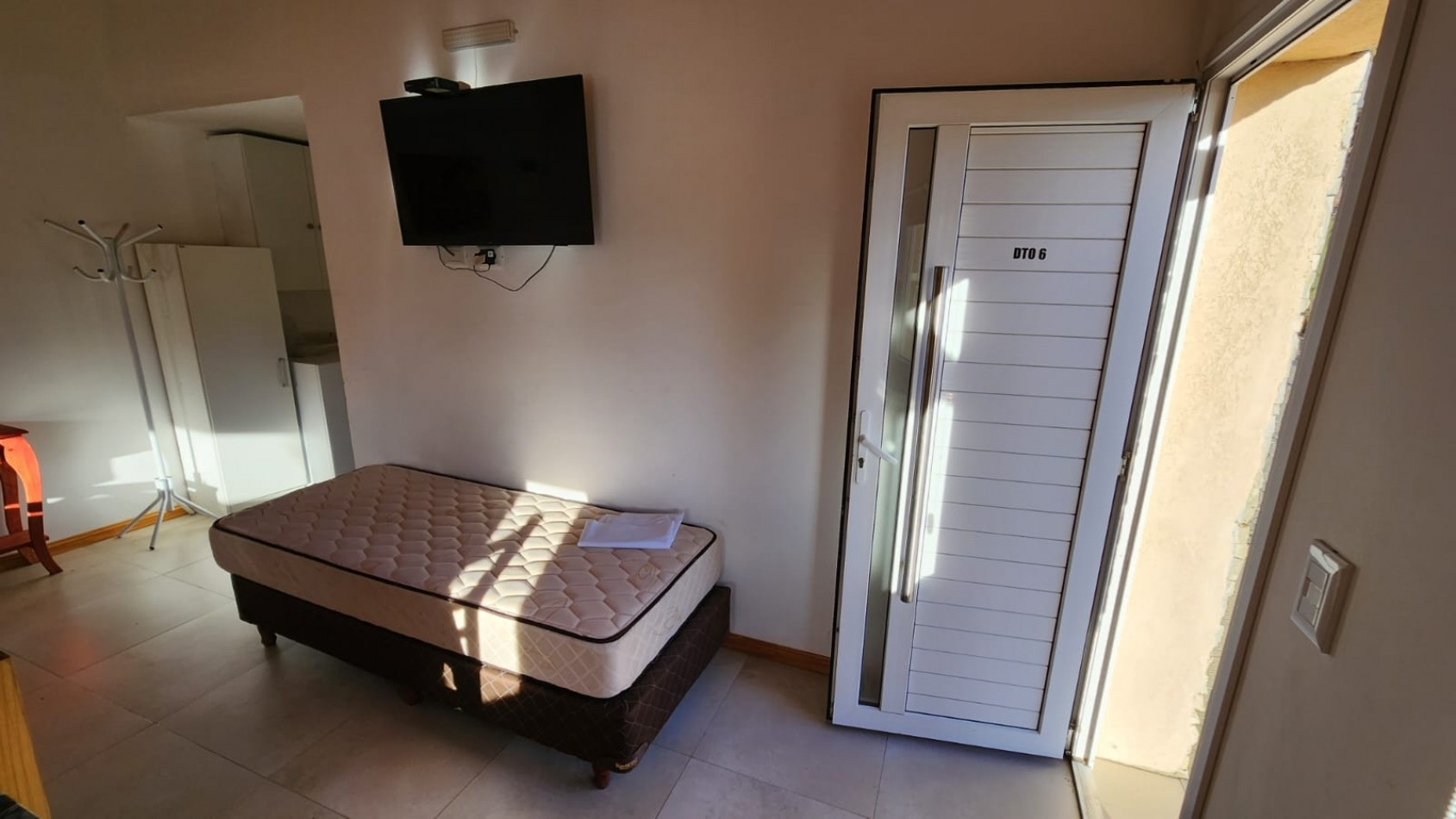 Departamento 2 ambientes en Barrio Aldea del Este Amoblado