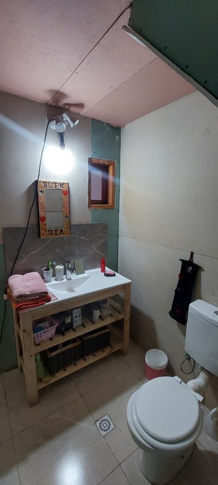 Casa de 79 m2 en Valle Azul en lote de 200m2 - Frente a espacio verde