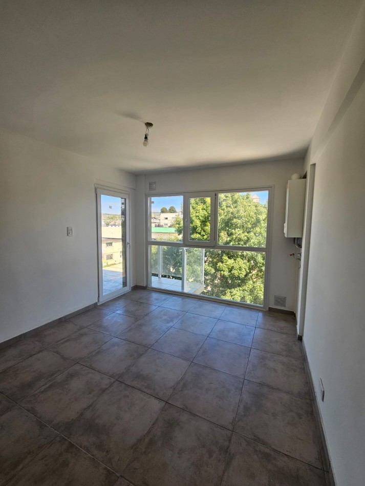 Departamento 3 ambientes de 75 m2 con balcon y parrilla