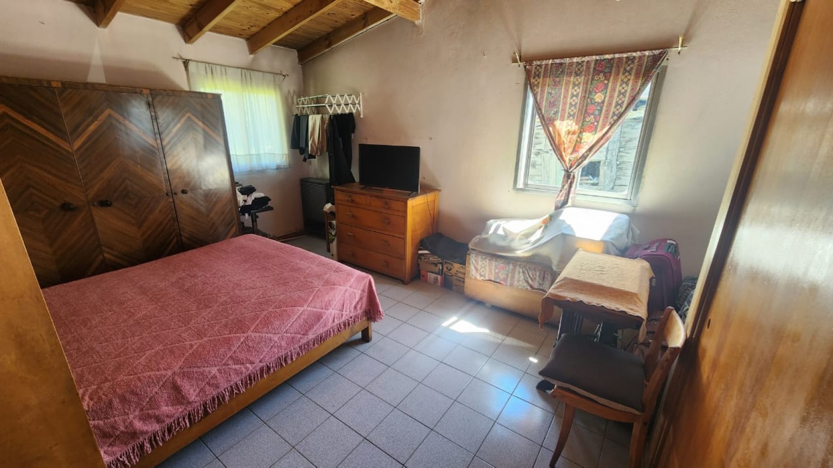 Casa sobre Onelli con gran lote y potencial de desarrollo