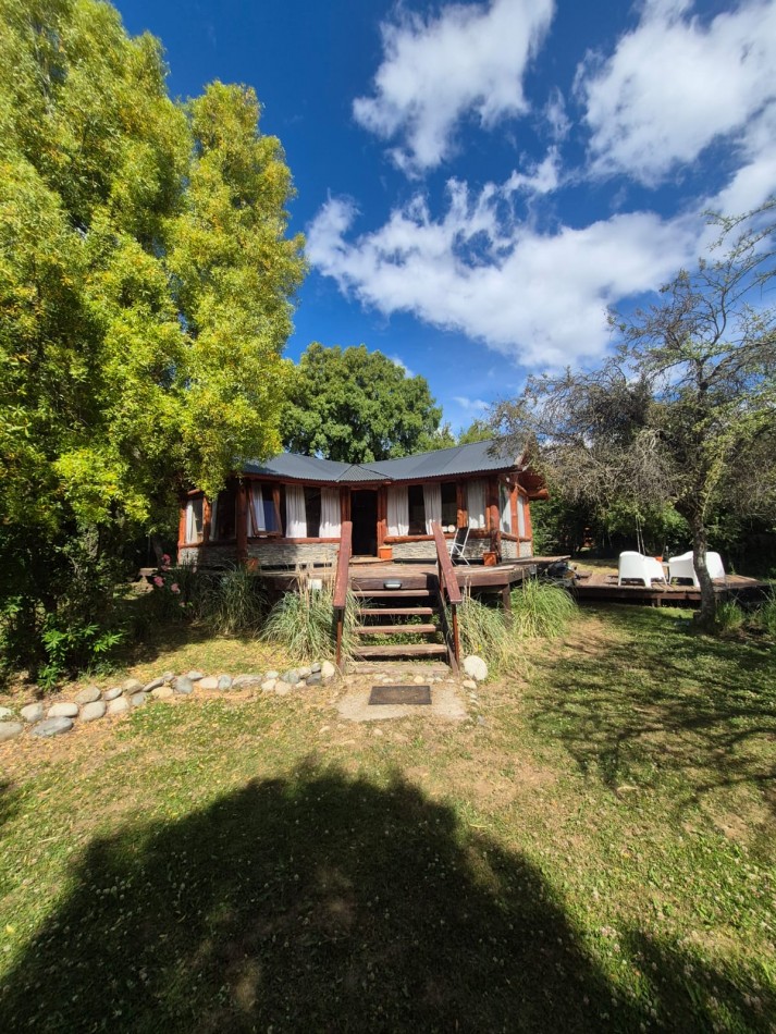Casa en venta en Barrio Los Coihues - Entorno natural y apta turismo