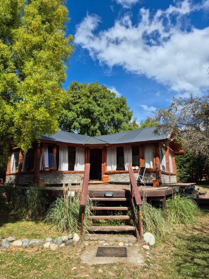 Casa en venta en Barrio Los Coihues - Entorno natural y apta turismo