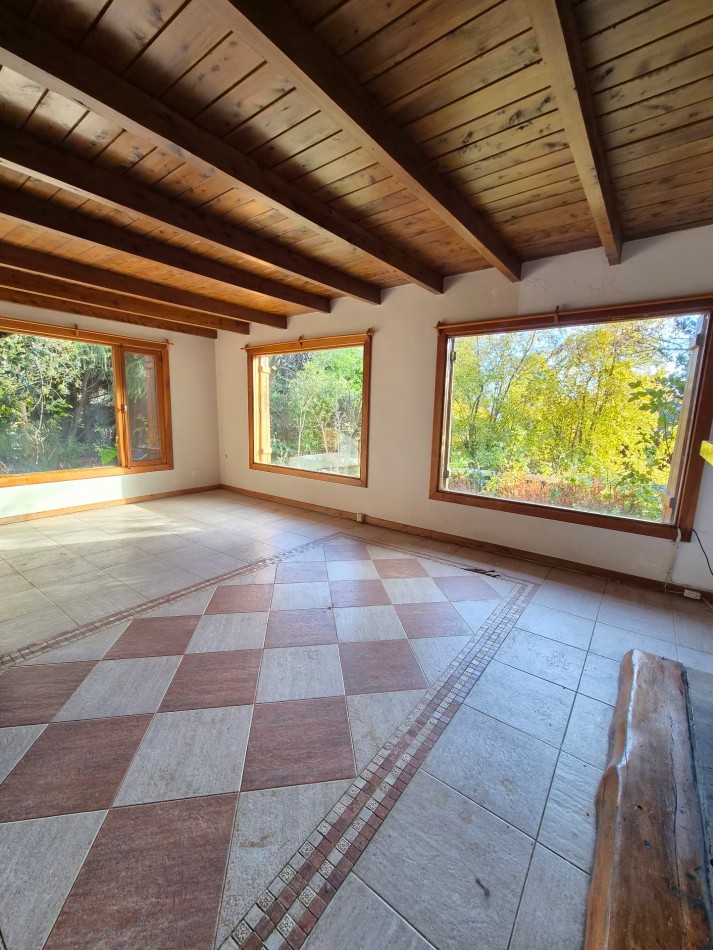 Casa de 142m2 a metros de Pioneros - Km 2,300 
